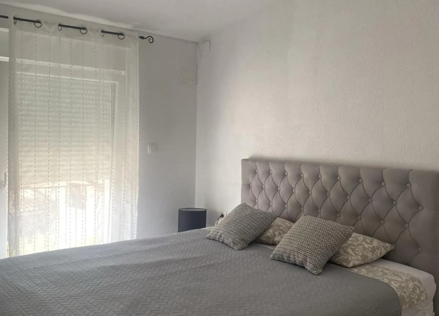 Apartments Ema 로브란 0*,